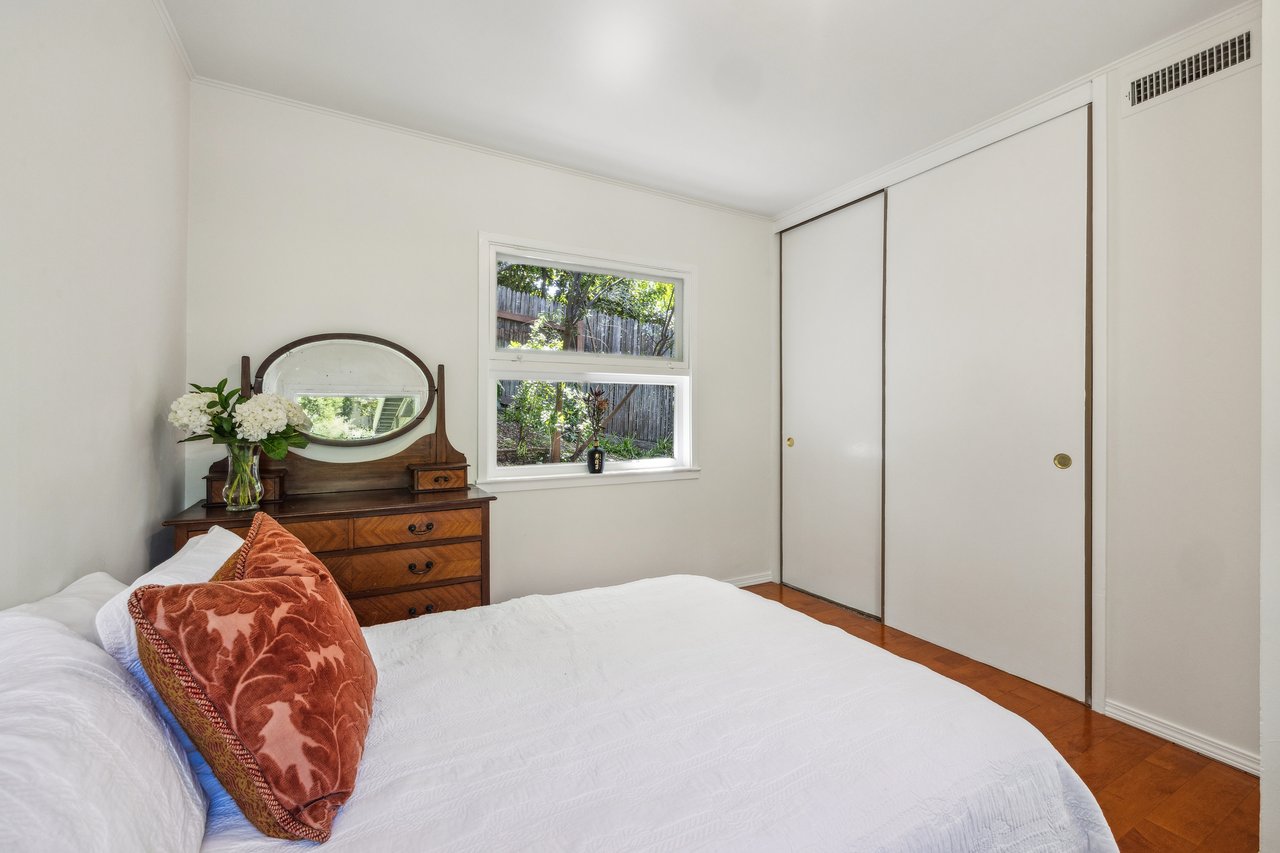 35 Saint Francis Ln