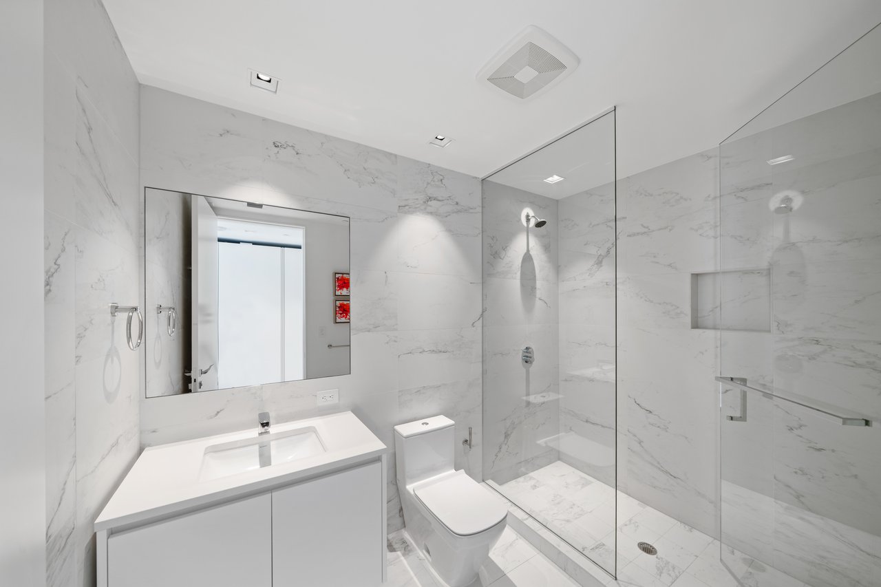 One Thousand Museum Lower Penthouse 4901