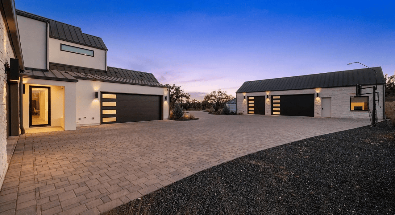 6323 Destiny Hills Dr