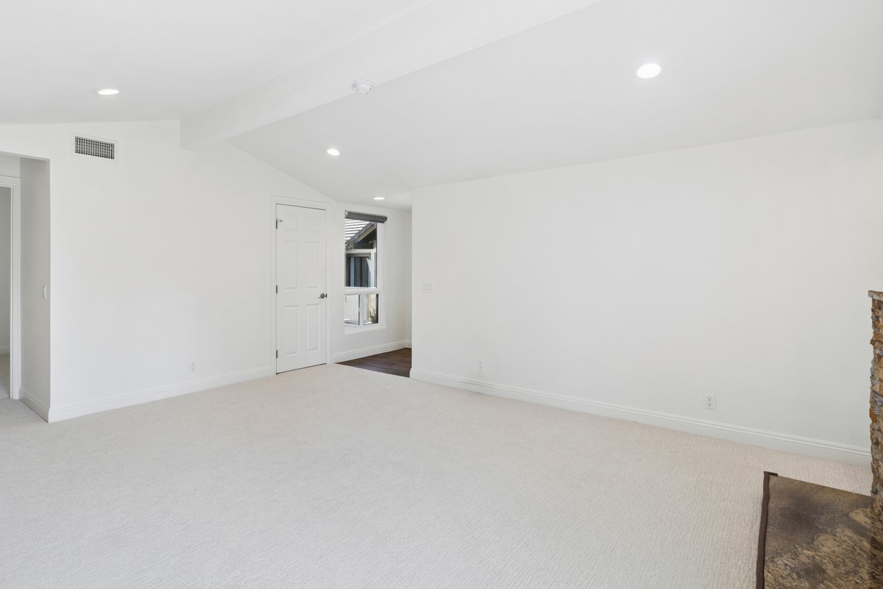 620 N Brea Boulevard 56
