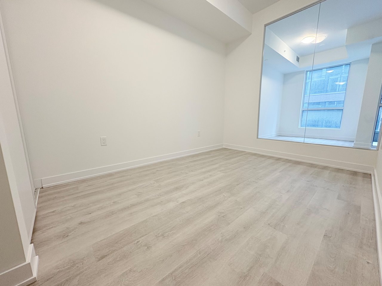 #327 - 15 Richardson Street, Toronto Unit: 327