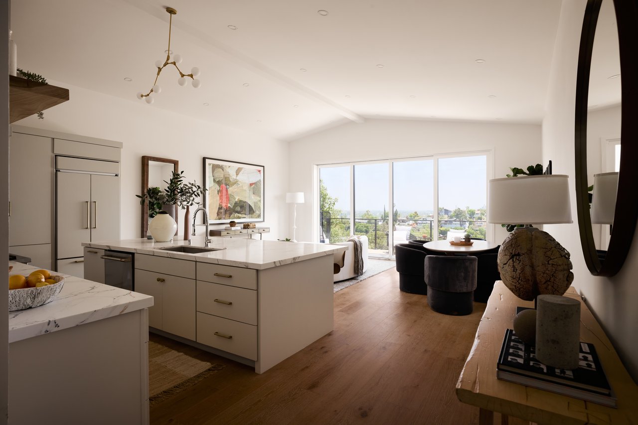 3916 Glenridge Dr, Sherman Oaks