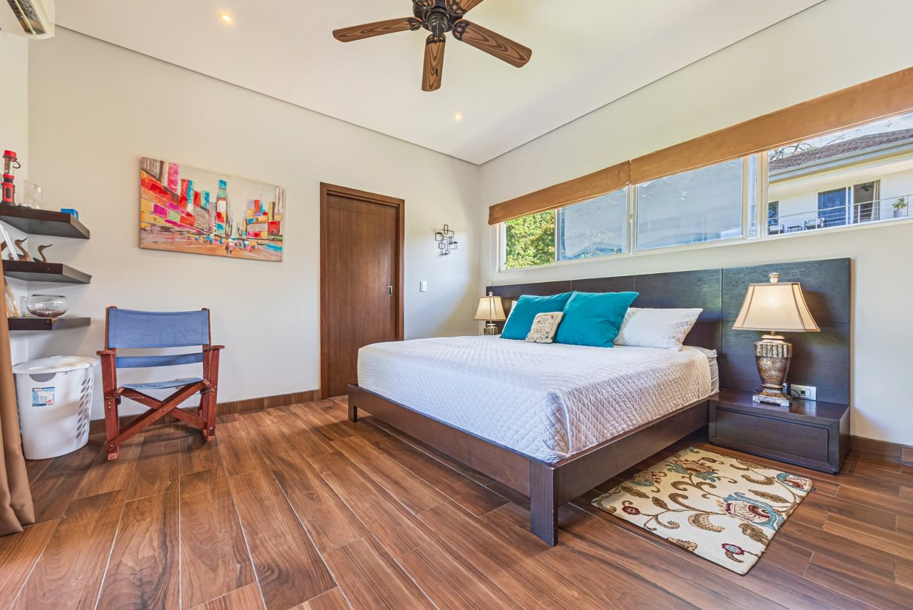 3-Bedroom Villa Within Walking Distance to Playa Hermosa