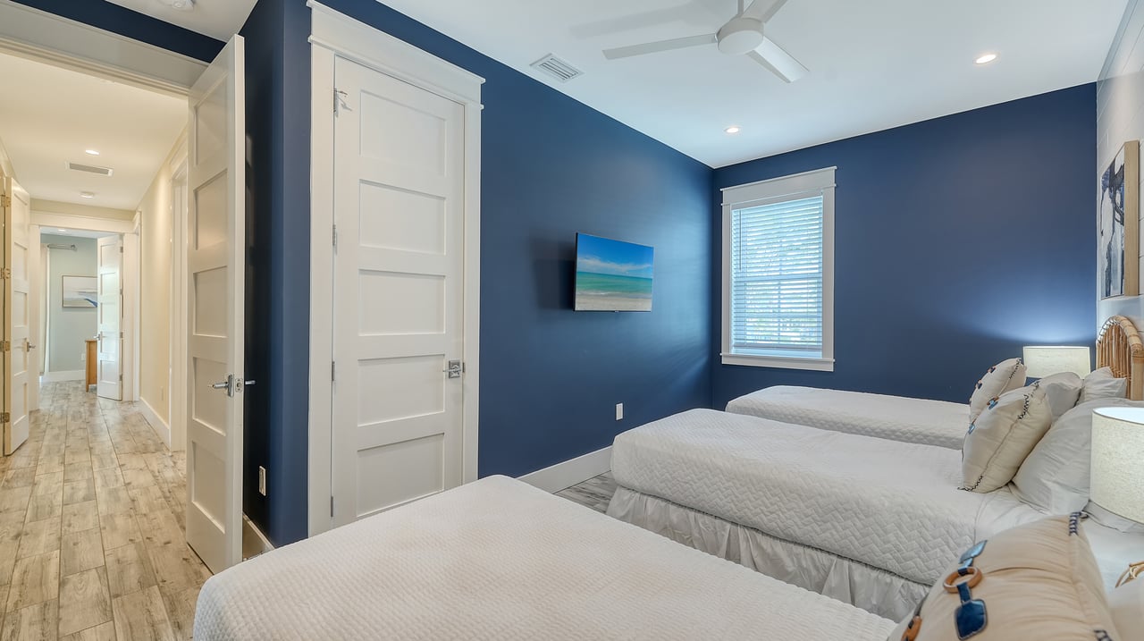 2175 Avenue A, Bradenton Beach, Florida