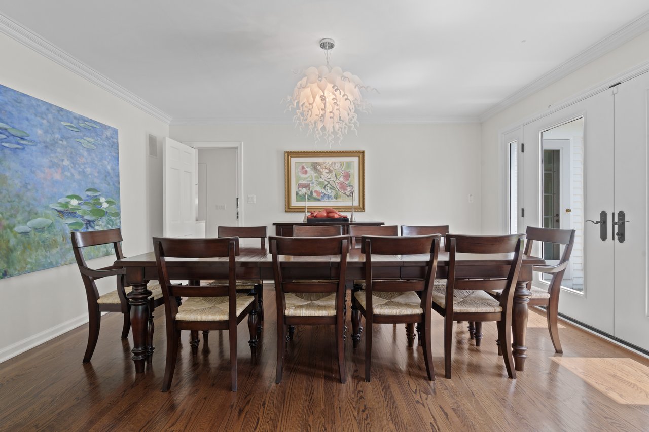 345 Woodridge Road