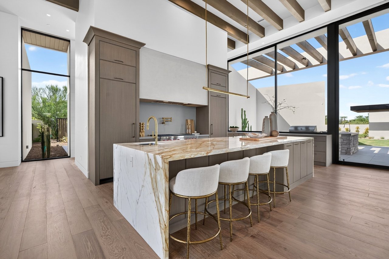 6232 E BRET HILLS Drive