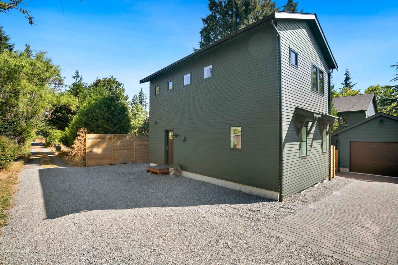10419 & 10421 41st Avenue SW - Together Or Separate