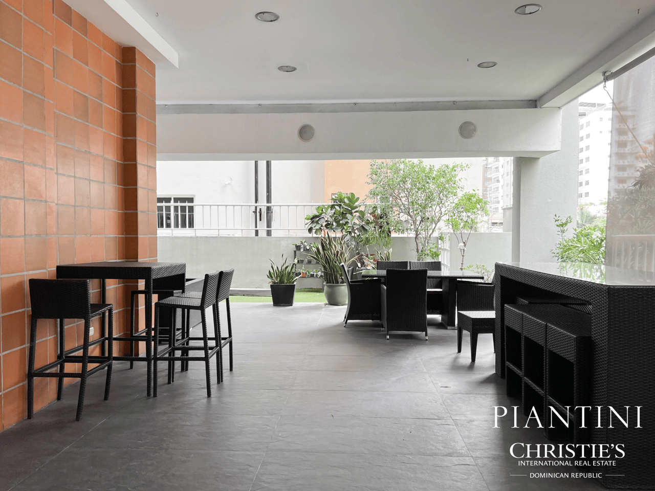 Piantini Condo, Santo Domingo.