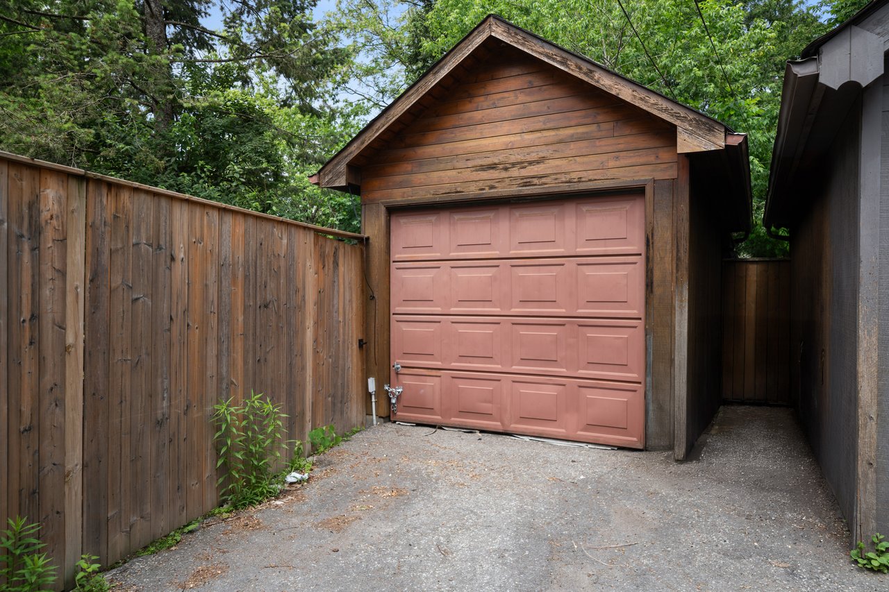98 Roselawn Avenue