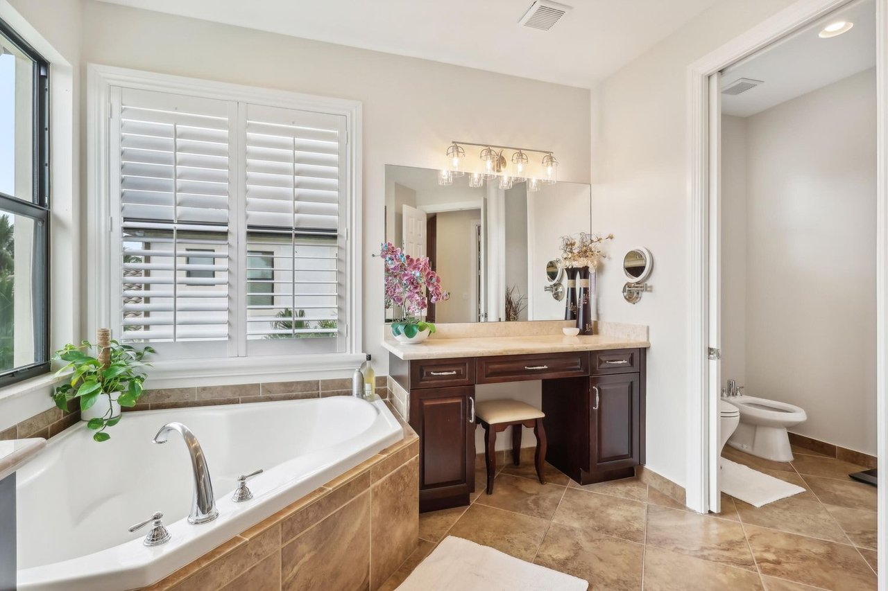 8773 Lewis River Rd