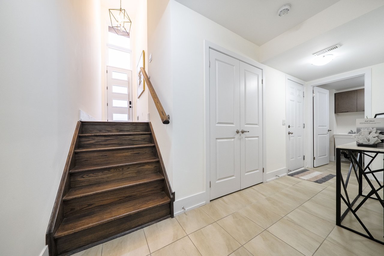 20 Crestridge Drive