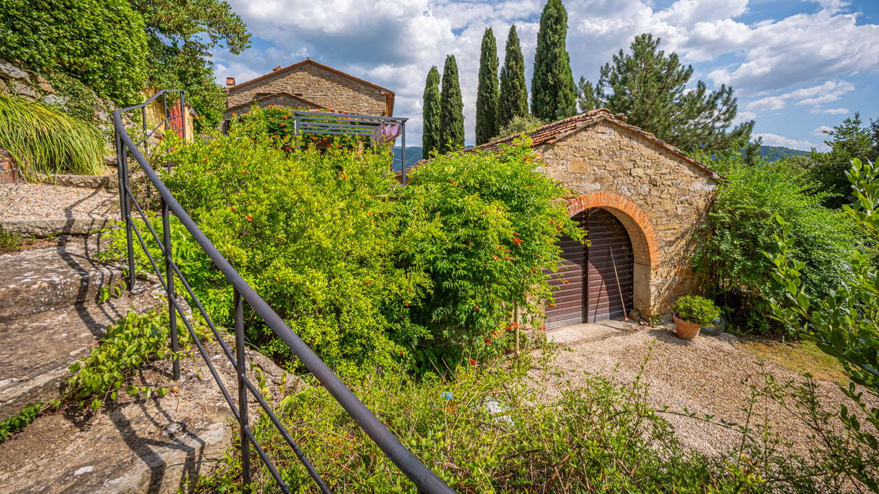 CASALE DELLA VALLATA