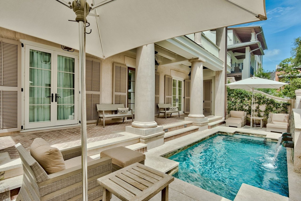 20 Spanish Town Ln