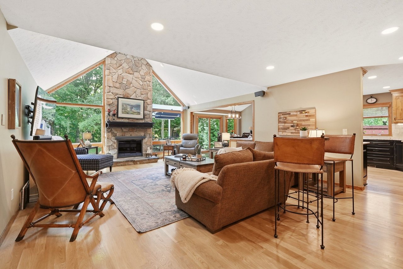 Stunning Metropark Retreat