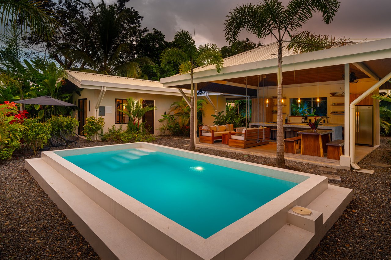 Income Ready Boutique Investment near Whale's Tail Beach