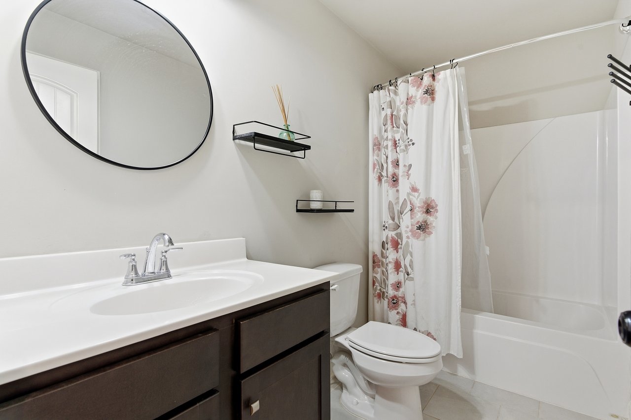 Stunning 4 Bed 3 Bath Home in Madison, AL!