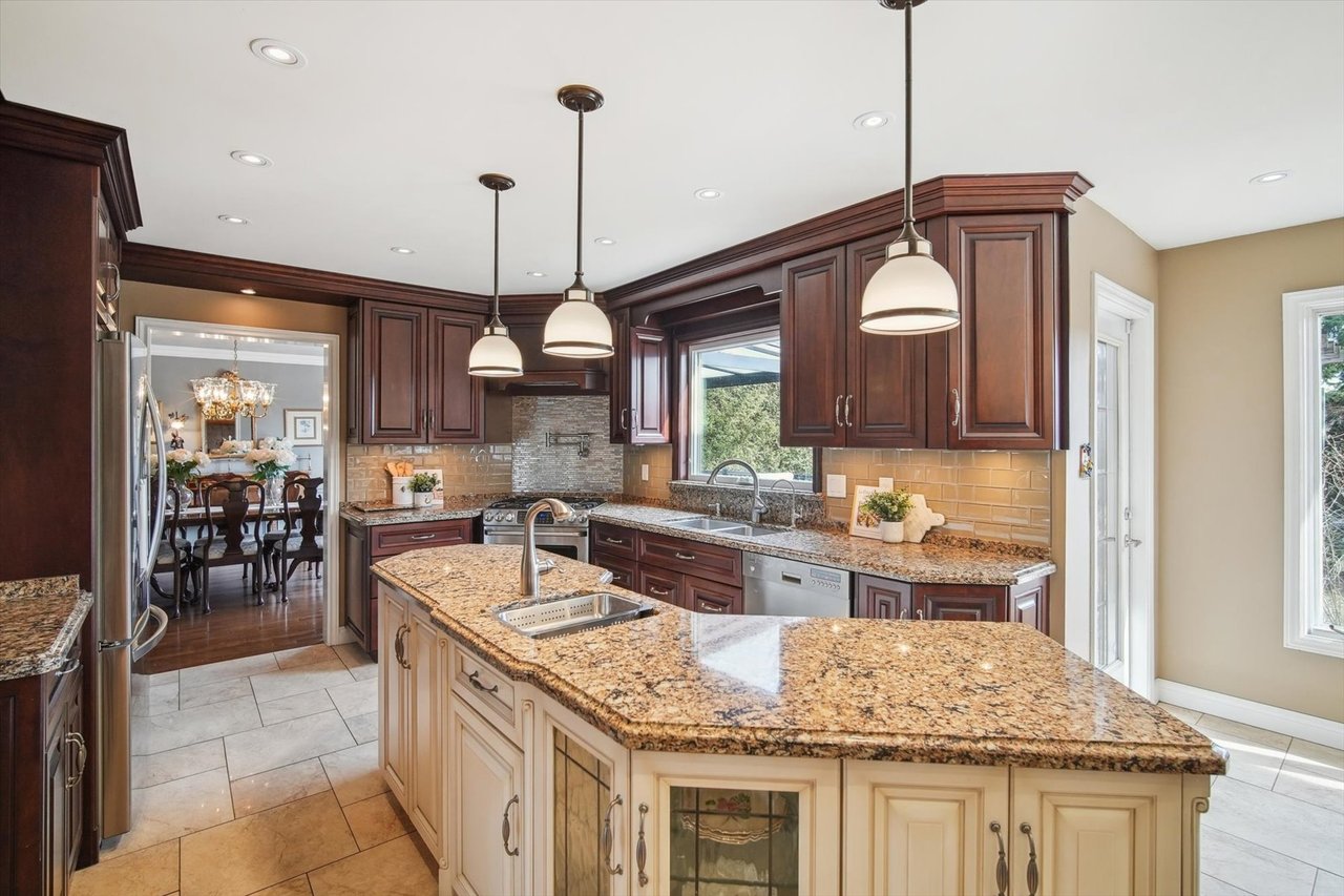 1322 Winterberry Drive