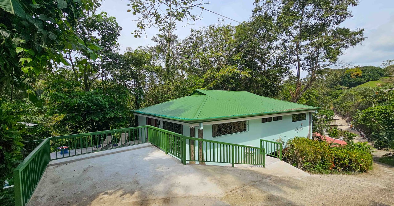 Private 2-Bedroom Jungle Retreat for Sale in Manuel Antonio