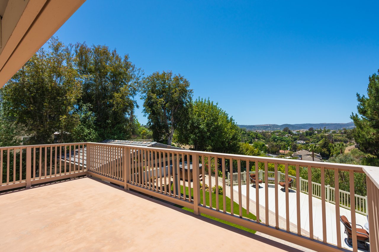 27101 Hidden Trail Rd