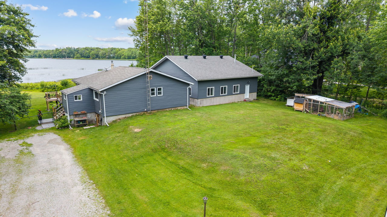 27 Young Street, Kawartha Lakes