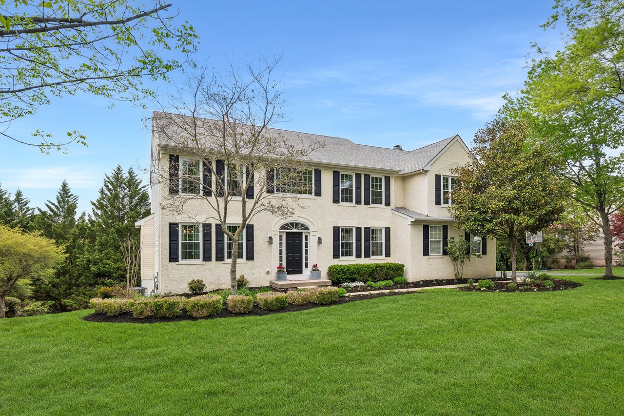 765 Iris Lane