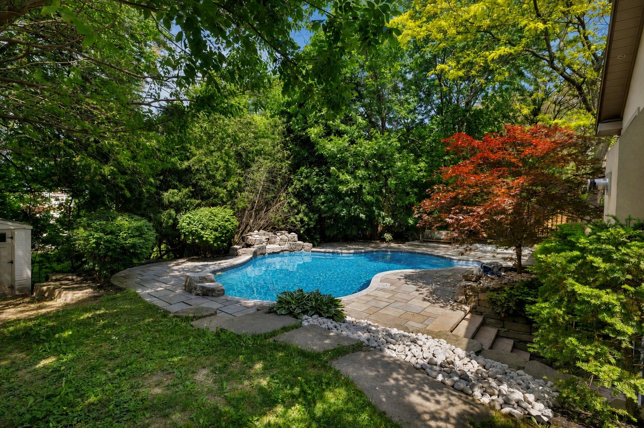 1387 Willowdown Road