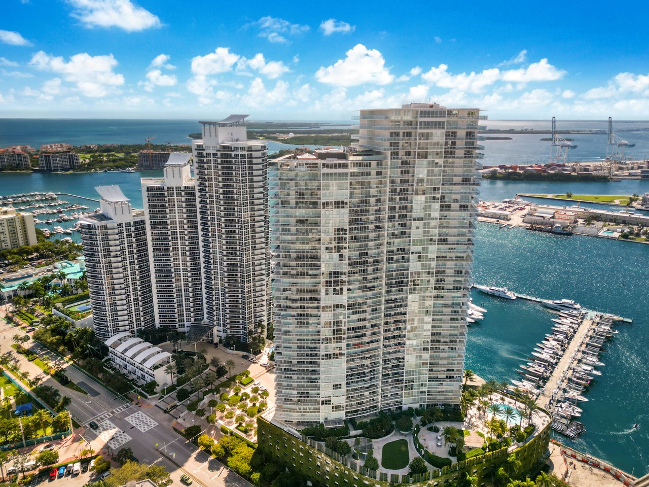 Icon South Beach Unit 906 | South Of Fifth