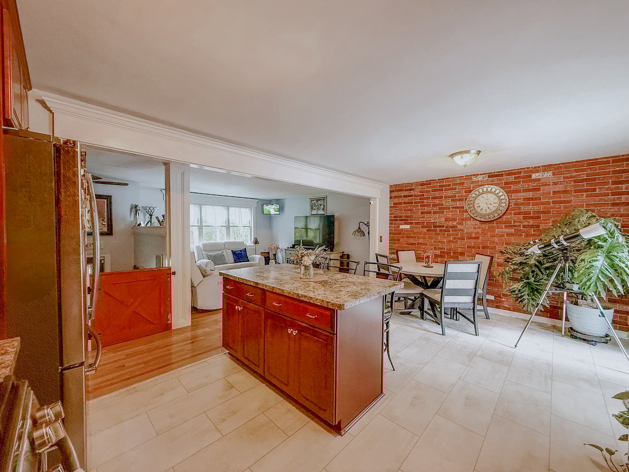 FOR SALE | Turnkey Business & Home