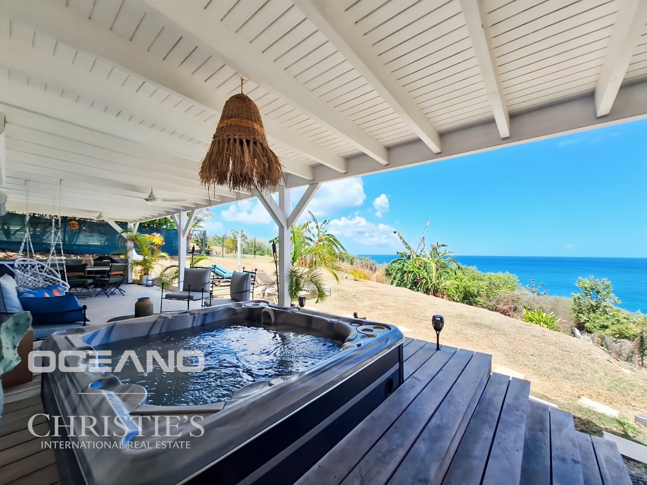 Sea View Villa + 2 Bedroom Apartment – Sought-After Area