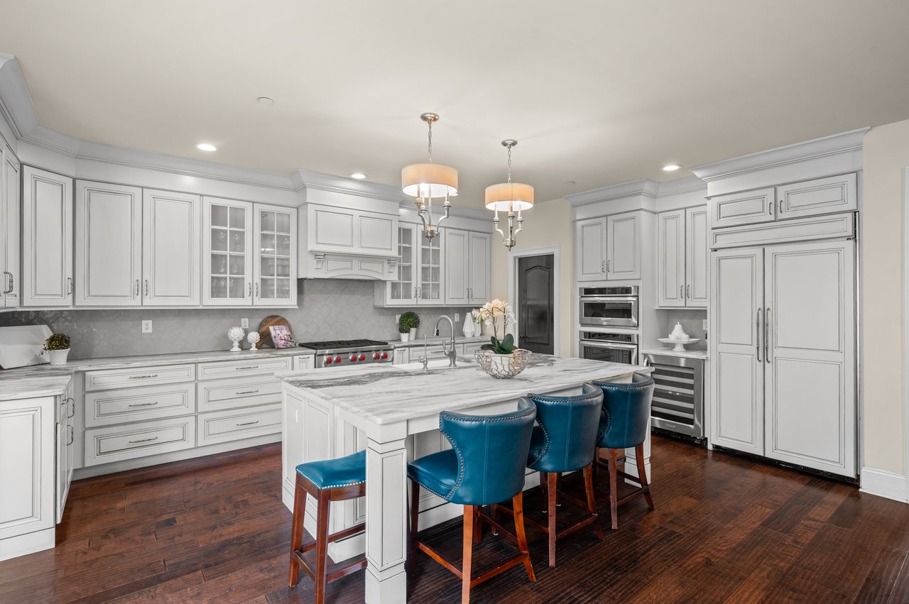 3728 Liseter Gardens