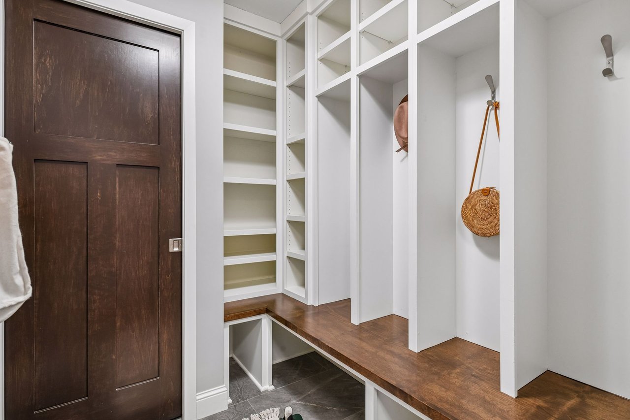 5932 Tamarac Ave, Edina