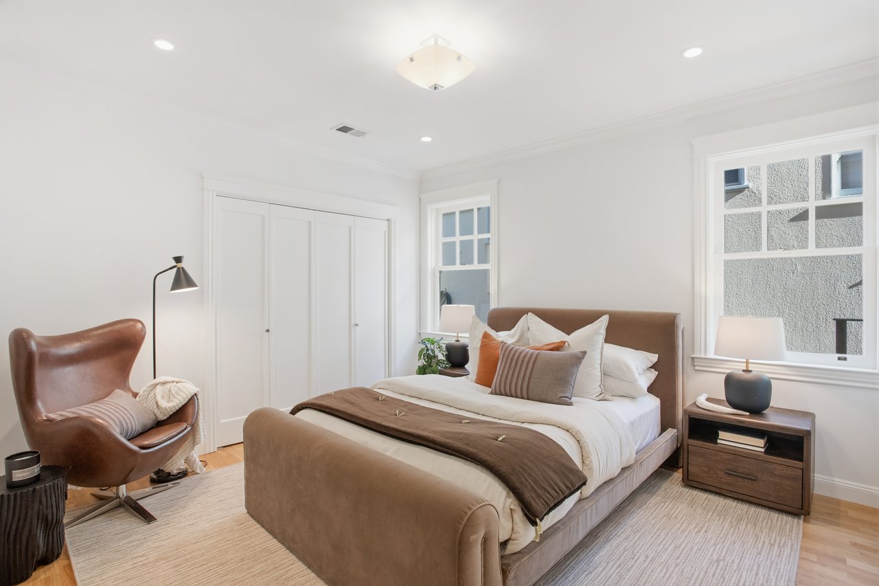 345 Hazelwood Avenue