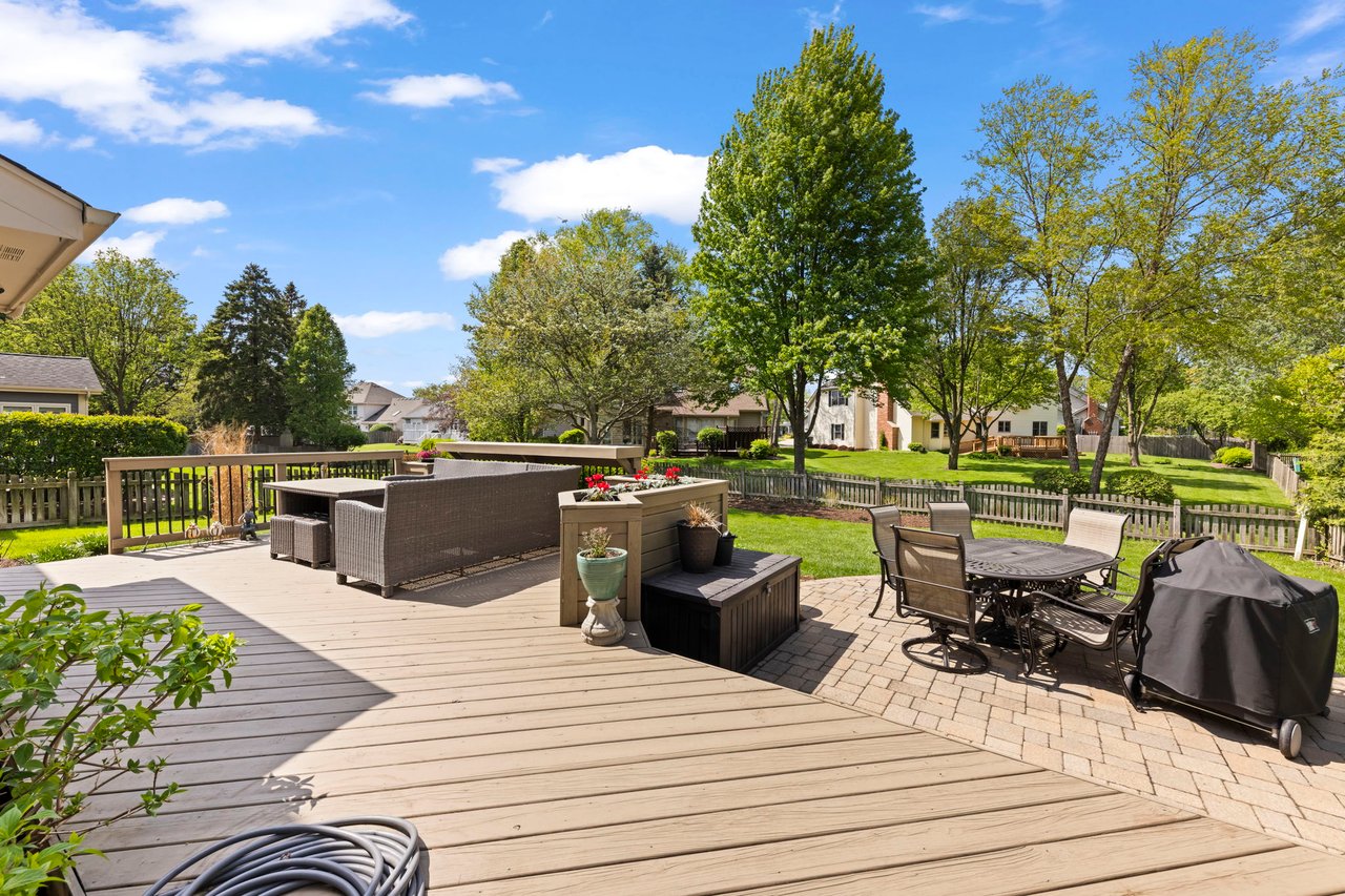 2689 Fox River Ln