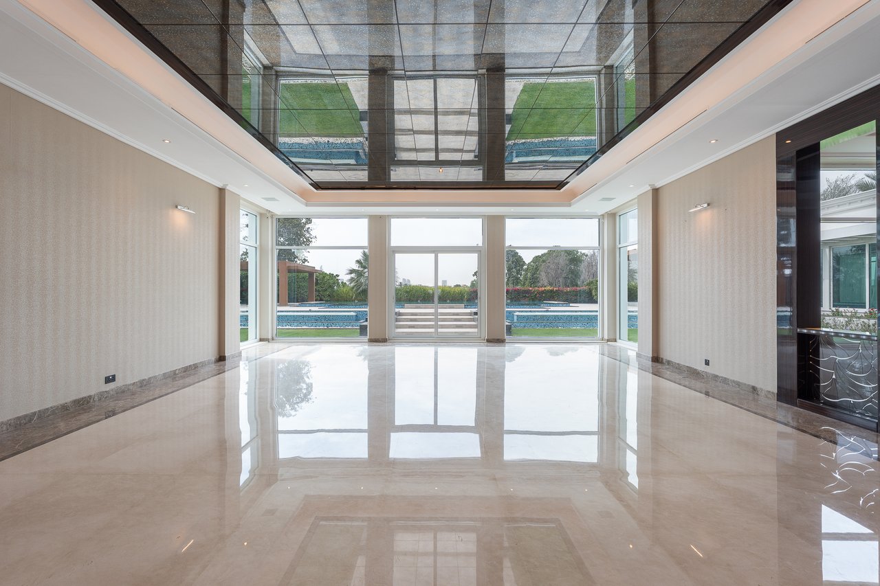 Emirates Hills Villa 
