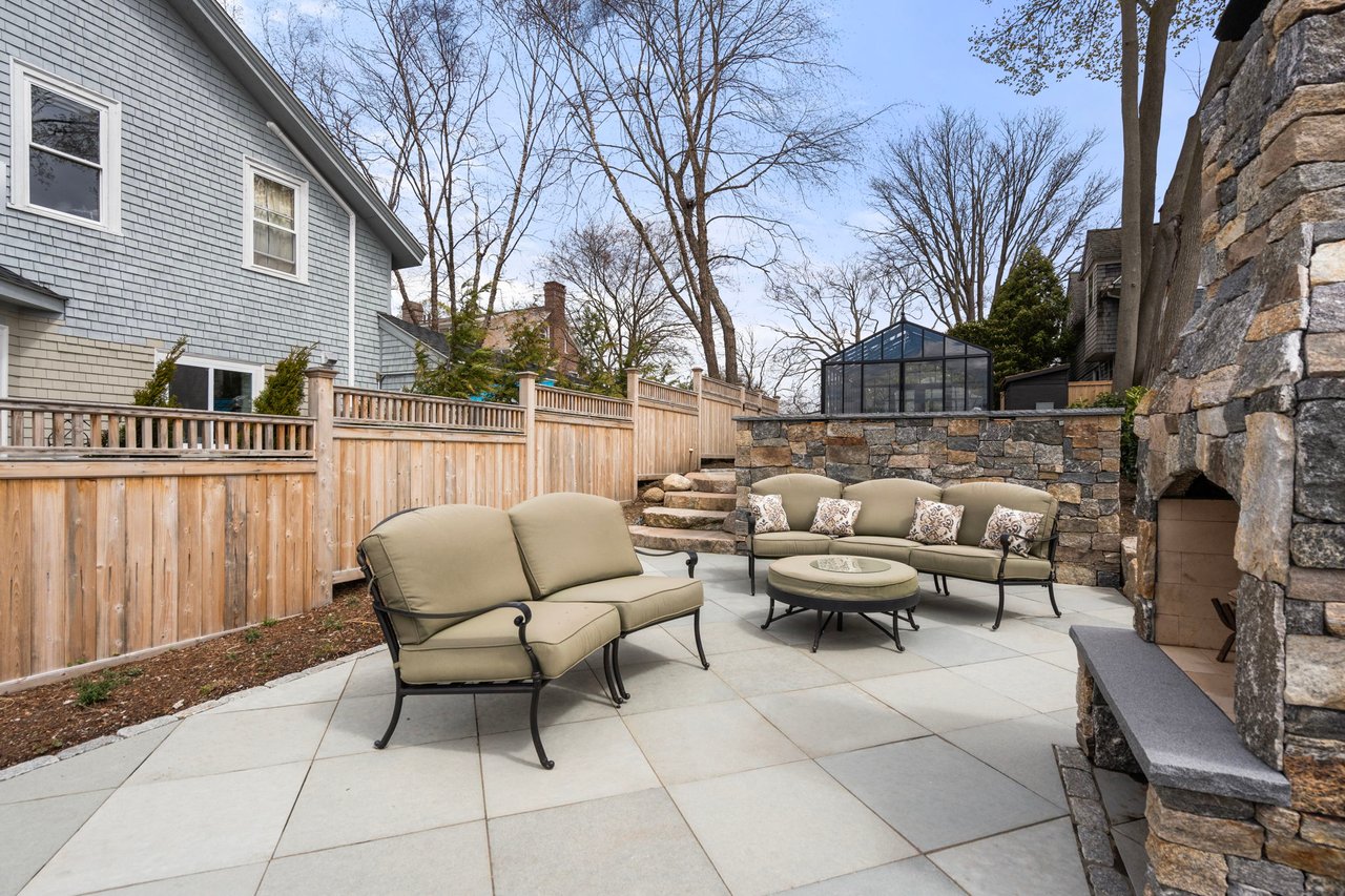 25 Seaview Avenue