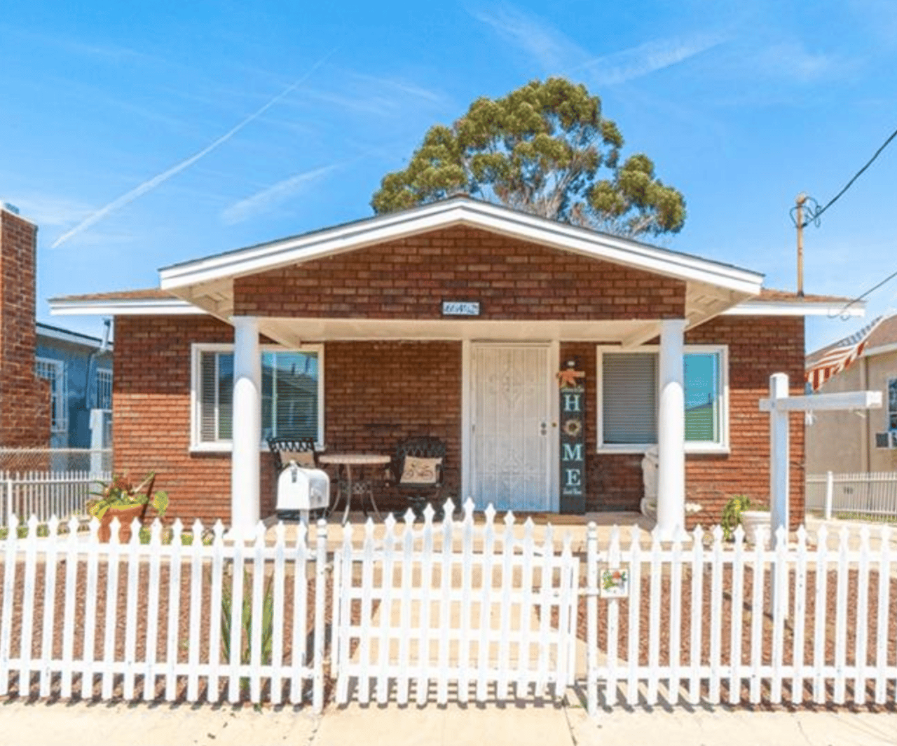 642 W Oliver St, San Pedro