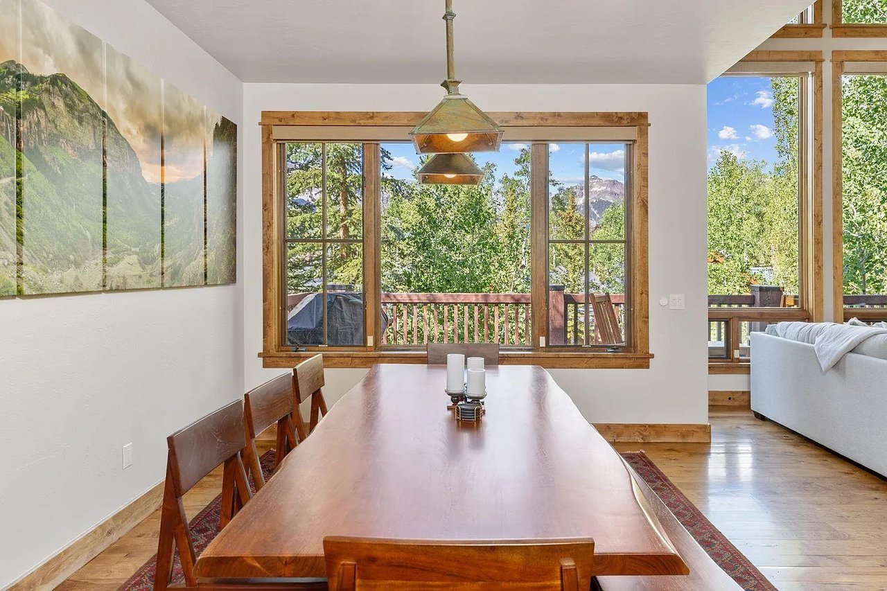 121 San Joaquin Rd