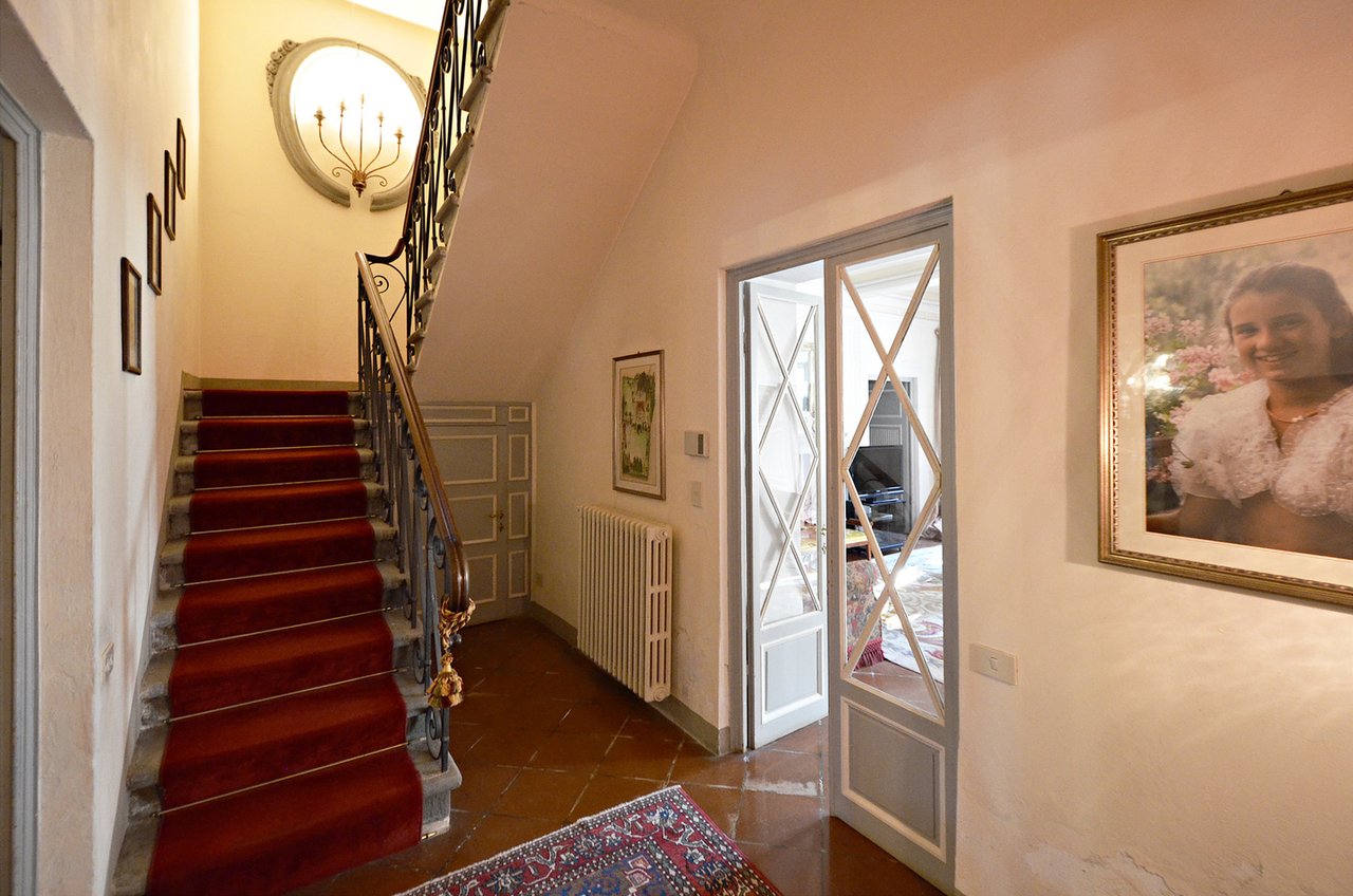 Timeless Lucca Villa with Garden and Pool