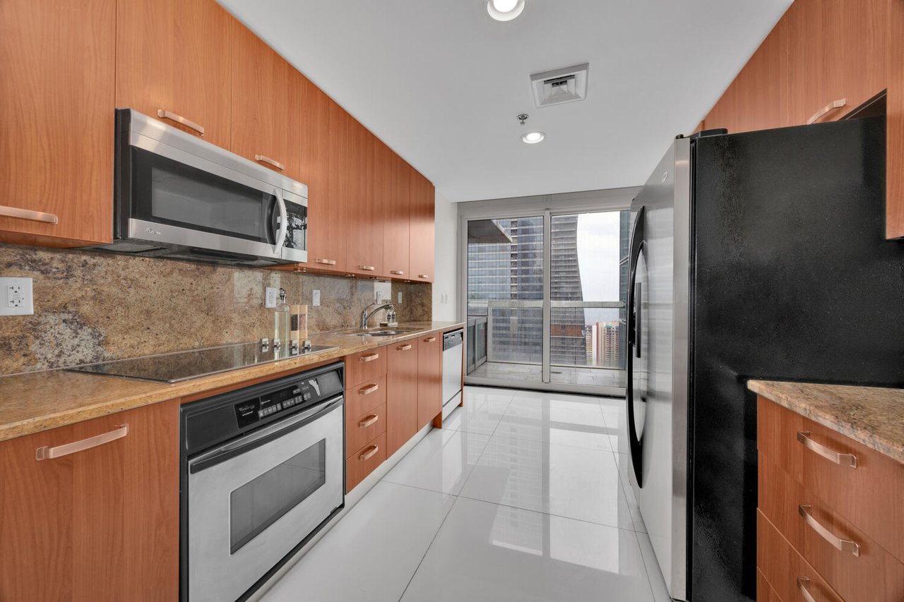 Luxury Penthouse for Lease in Brickell