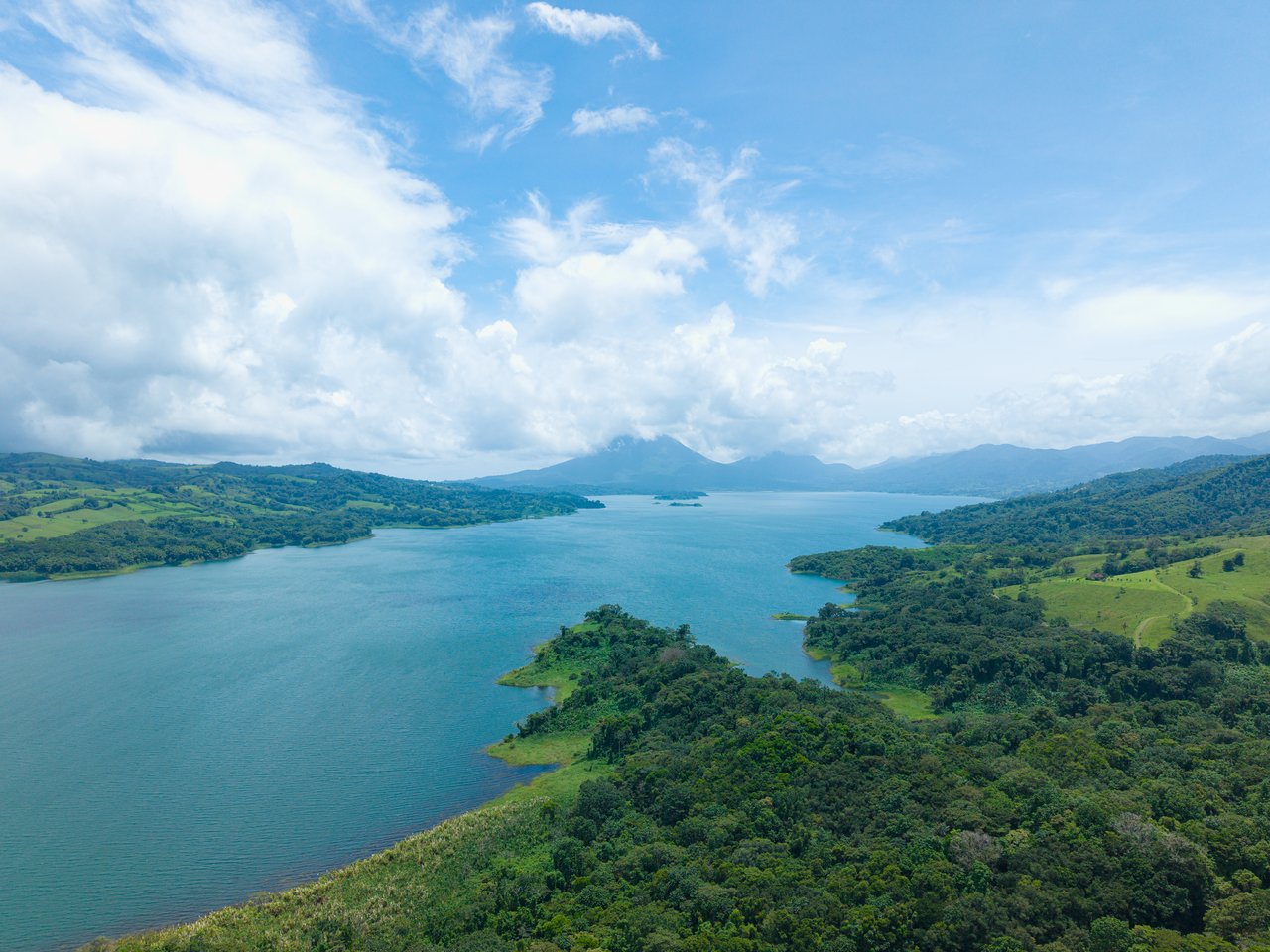 Rio Chiquito Ranch & Villas | 143-Hectare Ranch Estate with Villas, Forest & Full Infrastructure in Tilarán, Costa Rica