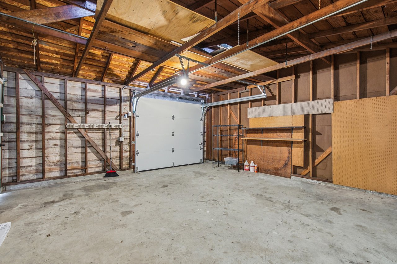 946 Los Padres Boulevard