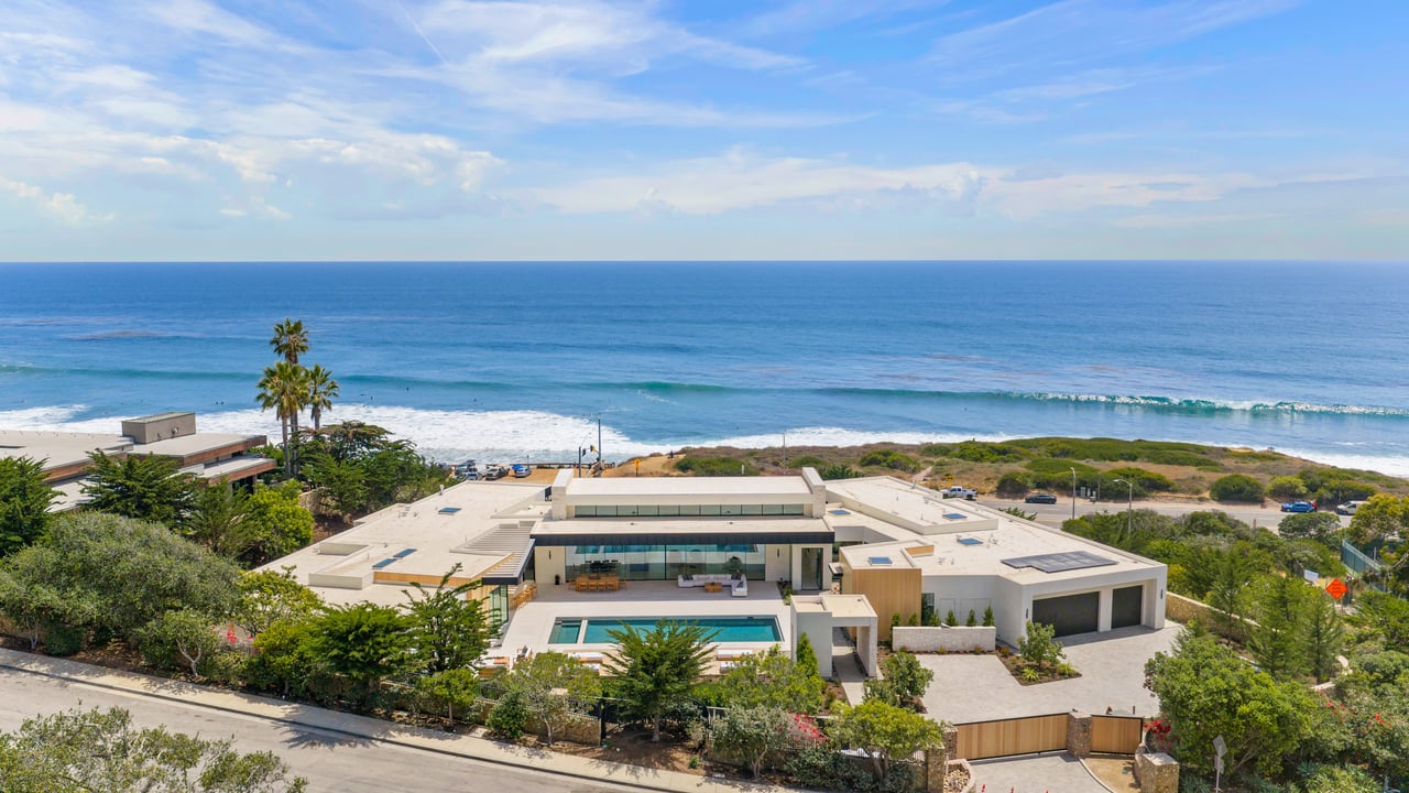 Ellice Street, Malibu