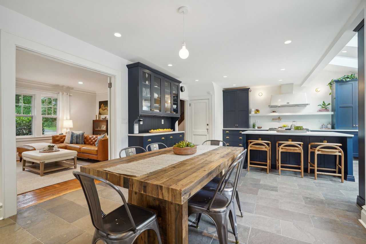 32 Rynda Rd