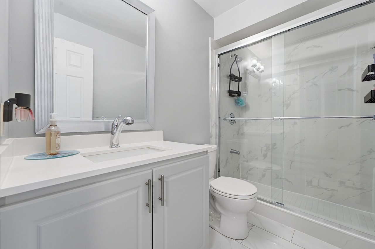 3050 Orleans Rd 111