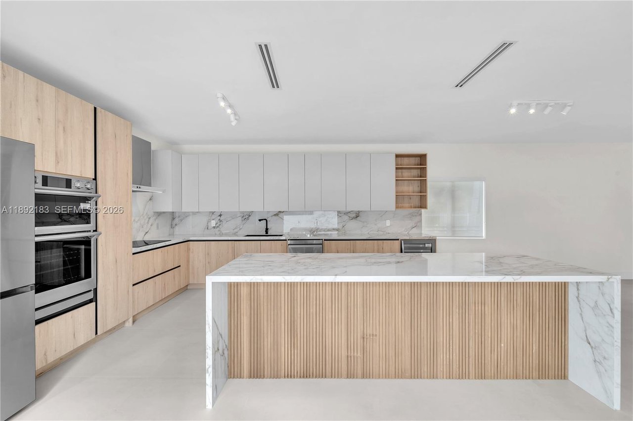 miami-home-for-sale-dining