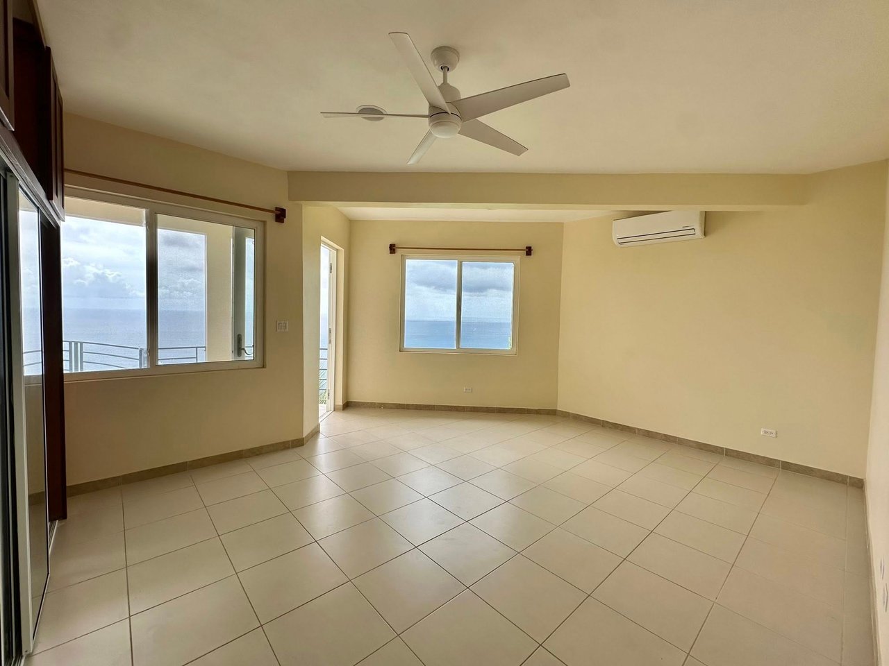 1080 Lorma Bay 2 Bedroom Apartment