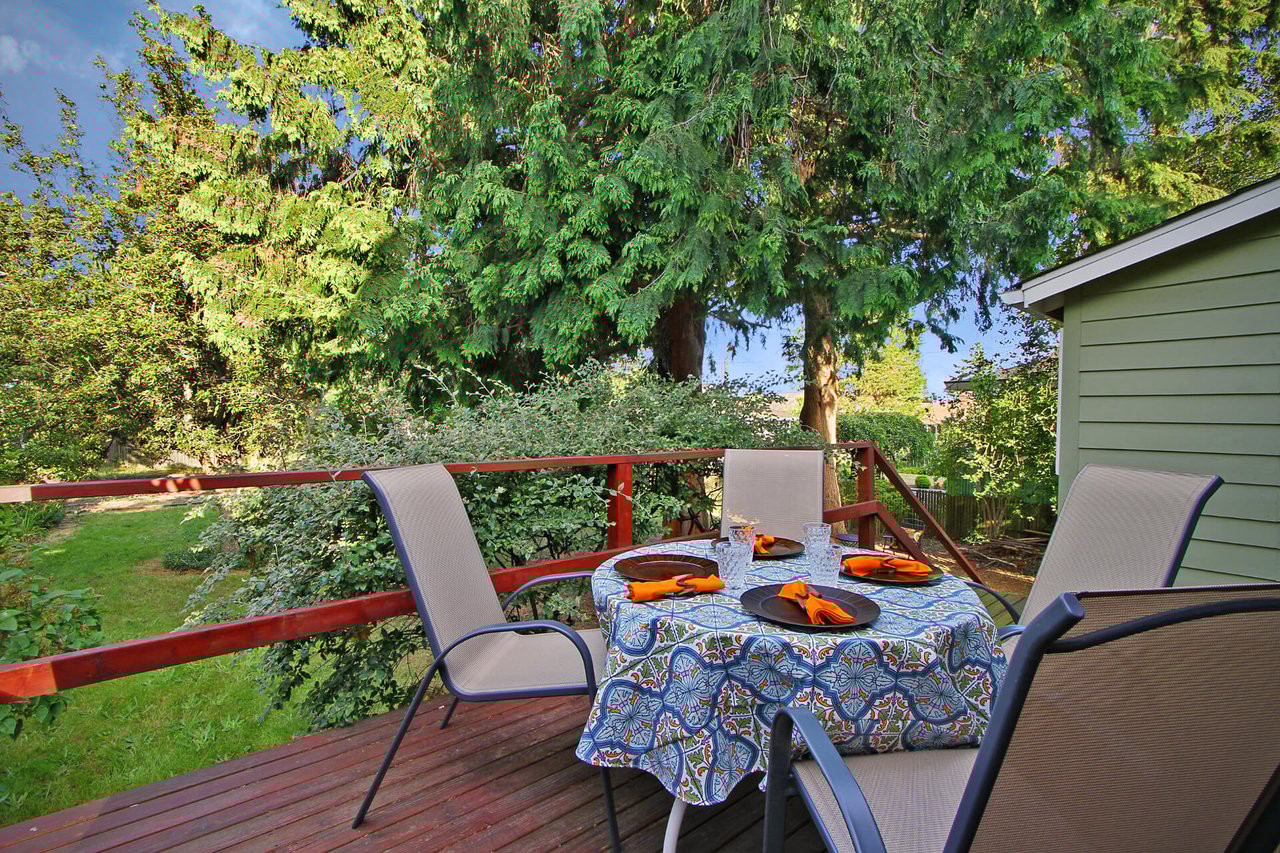 10450 California Ave SW