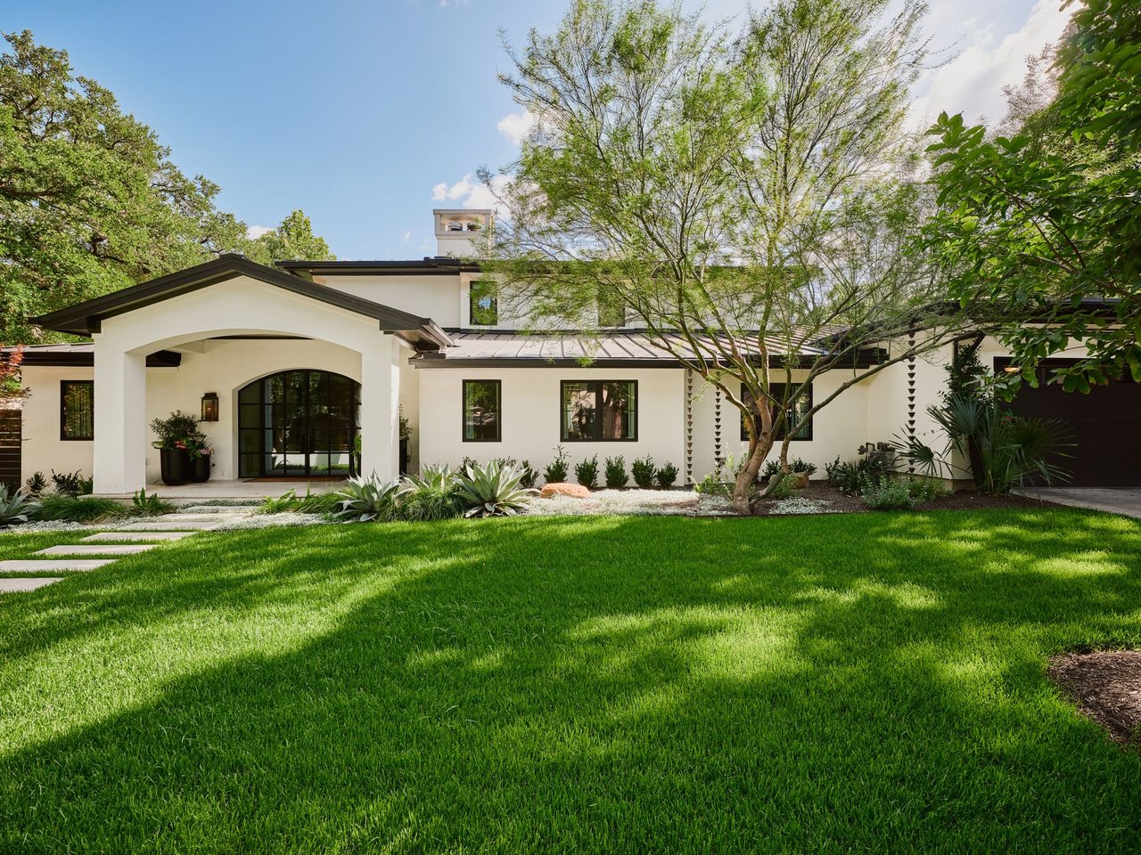 The Tarrytown Enclave | A Rare Compound in the Heart of Central Austin