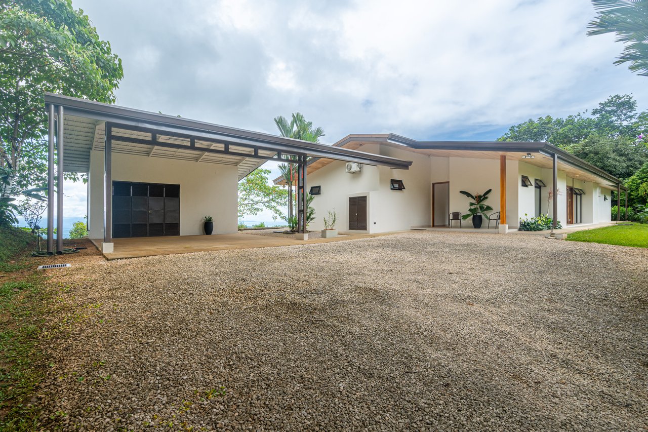 Cascada Sandalo Jaw Dropping Ocean Views!