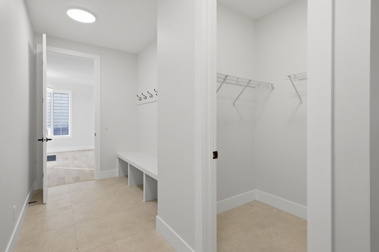 378 Bessborough Drive SW